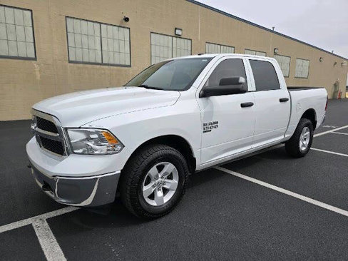 Used 2022 RAM 1500 Tradesman w/ Chrome Appearance Group image 3