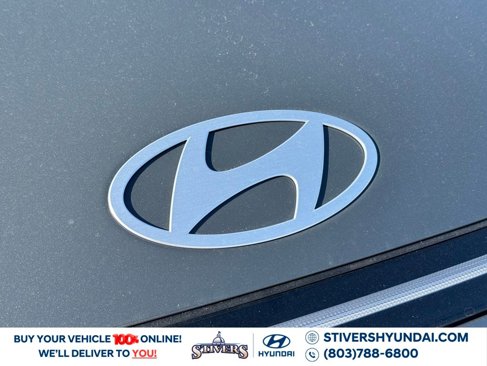 Certified 2025 Hyundai Kona SE image 7