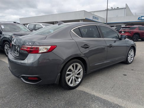 Used 2017 Acura ILX w/ Premium Package image 3