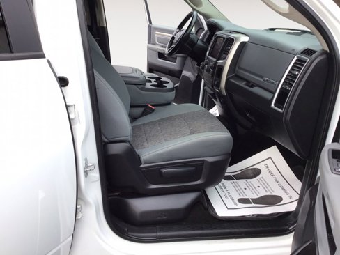 Used 2018 RAM 1500 Big Horn image 27