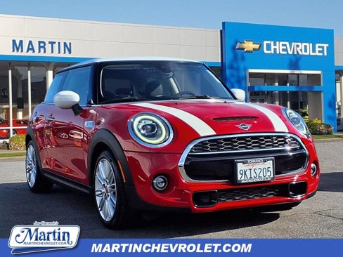 Used 2021 MINI Cooper S w/ 6.5" Touchscreen Package image 1