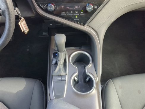 Used 2024 Toyota Camry LE image 19