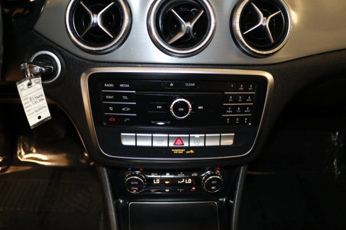Used 2017 Mercedes-Benz CLA 250 image 31