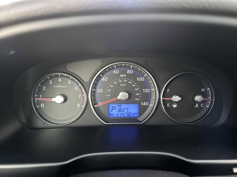 Used 2011 Hyundai Santa Fe Limited image 25
