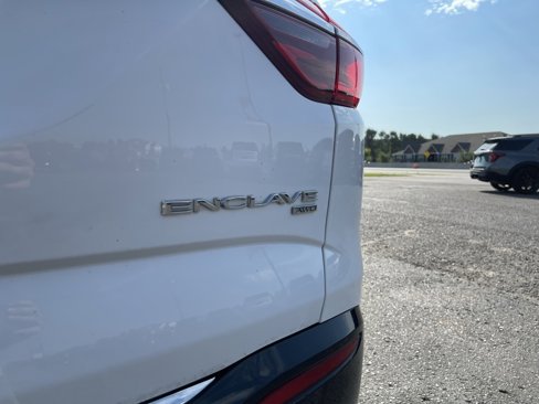 Used 2019 Buick Enclave Essence image 20