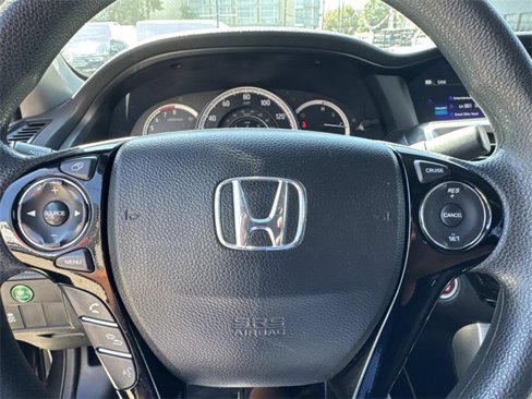 Used 2017 Honda Accord EX image 21