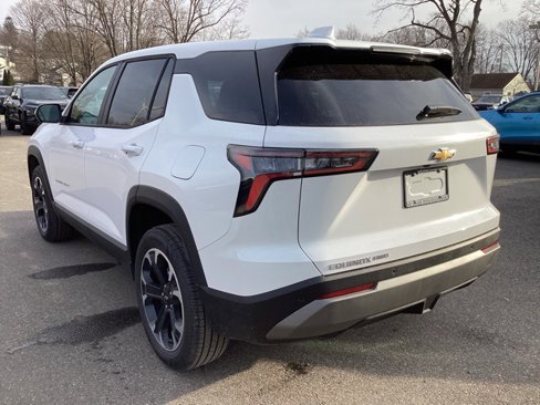 New 2025 Chevrolet Equinox LT image 4