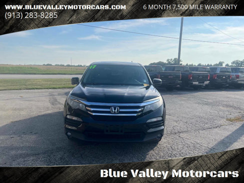 Used 2017 Honda Pilot EX-L image 2