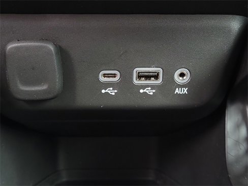Used 2022 Chevrolet TrailBlazer RS w/ Convenience Package image 24