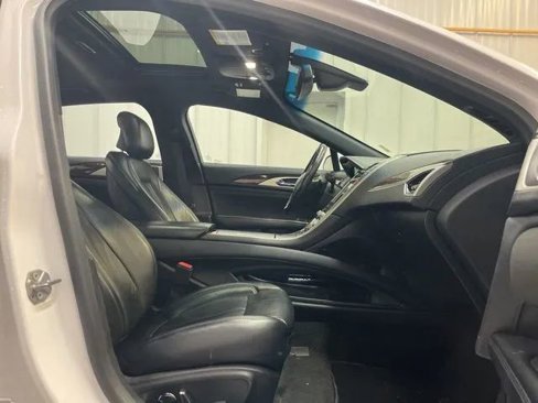 Used 2019 Lincoln MKZ Reserve w/ Reserve Plus Package image 14