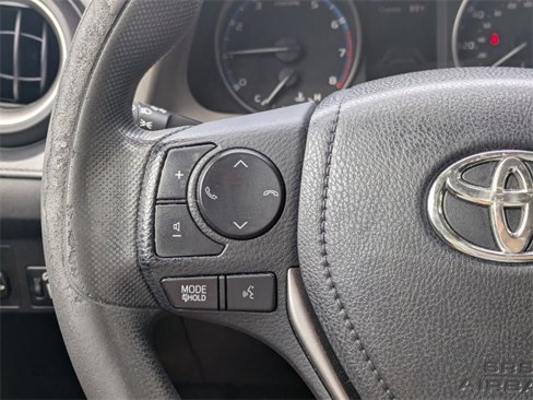 Used 2017 Toyota RAV4 LE image 15
