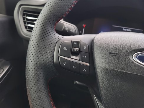 Used 2023 Ford Escape ST-Line w/ Tech Pack #1 image 9