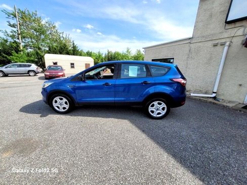 Used 2017 Ford Escape S image 4