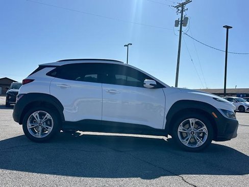 Used 2023 Hyundai Kona SEL image 12