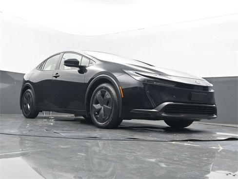Used 2023 Toyota Prius LE image 23
