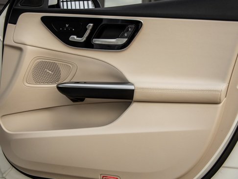Used 2023 Mercedes-Benz C 300 4MATIC Sedan image 38