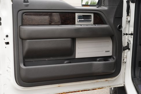 Used 2014 Ford F150 Platinum image 14