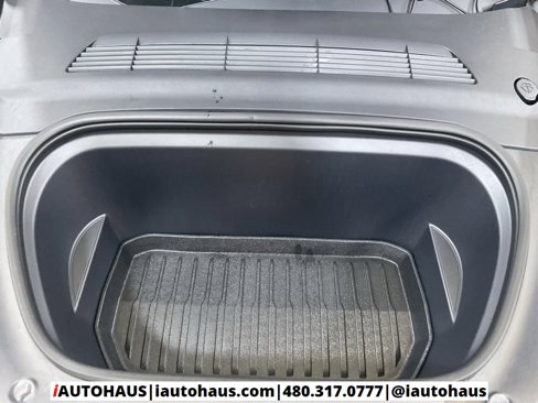 Used 2024 Tesla Model Y Long Range image 10