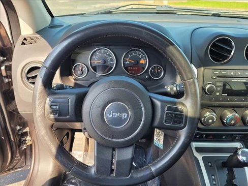 Used 2014 Jeep Compass High Altitude image 16