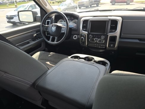 Used 2016 RAM 1500 Big Horn image 14
