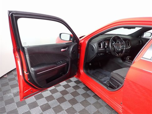 Used 2022 Dodge Charger SXT image 18