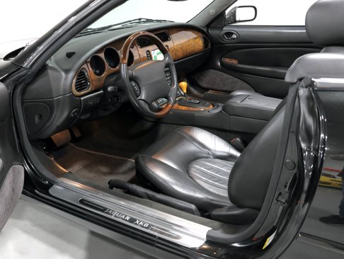 Used 2001 Jaguar XK8 Convertible image 68