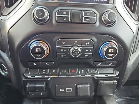 Used 2020 Chevrolet Silverado 1500 LT Trail Boss image 25