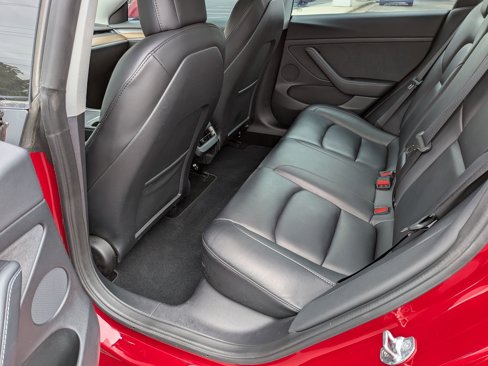 Used 2022 Tesla Model 3 Long Range image 24