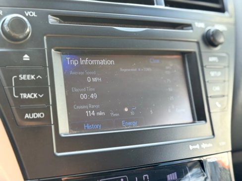Used 2012 Toyota Prius V Two image 11