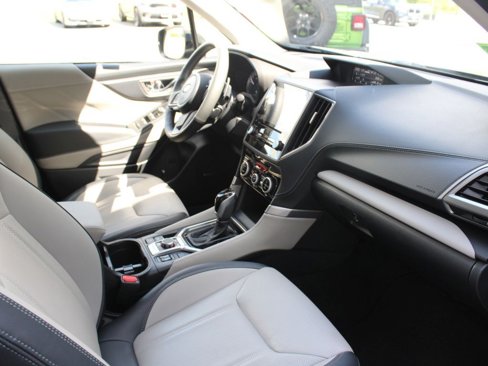 Used 2023 Subaru Forester Limited image 10