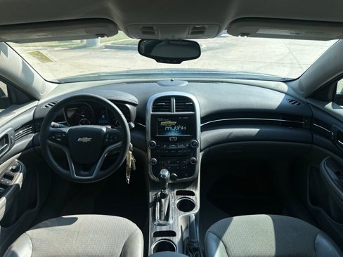 Used 2014 Chevrolet Malibu LT w/ Power Convenience Package image 13