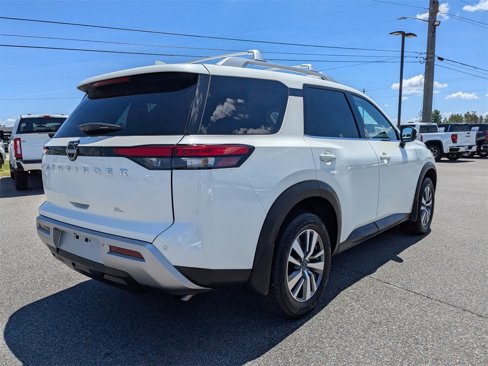 Used 2023 Nissan Pathfinder SL image 4