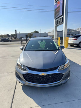 Used 2019 Chevrolet Cruze LT w/ Convenience Package image 2