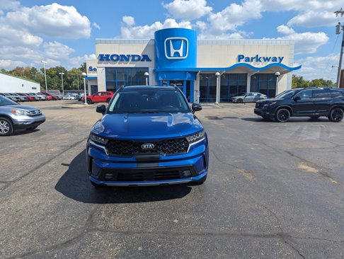 Used 2021 Kia Sorento EX w/ Panoramic Sunroof Package image 8