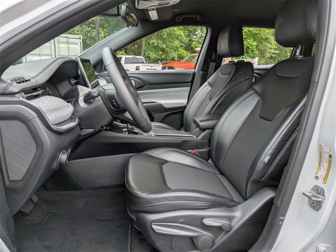 Certified 2023 Jeep Compass Latitude image 19