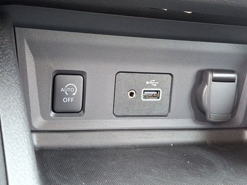 Certified 2025 Nissan Sentra S image 24