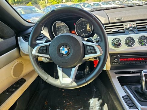 Used 2012 BMW Z4 sDrive28i image 25