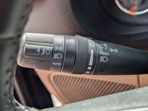 Used 2012 Jeep Wrangler Unlimited Sahara image 22