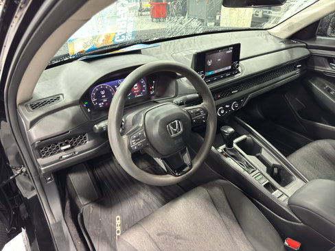 Used 2023 Honda Accord EX image 4