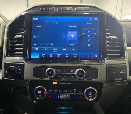 Used 2022 Ford F350 Lariat image 11