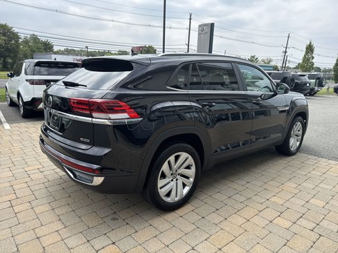Used 2022 Volkswagen Atlas Cross Sport SE image 60