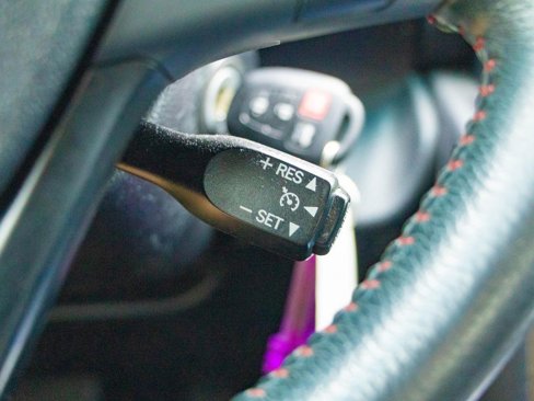 Used 2017 Toyota Camry SE image 23
