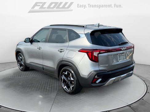 Used 2024 Kia Seltos EX image 6