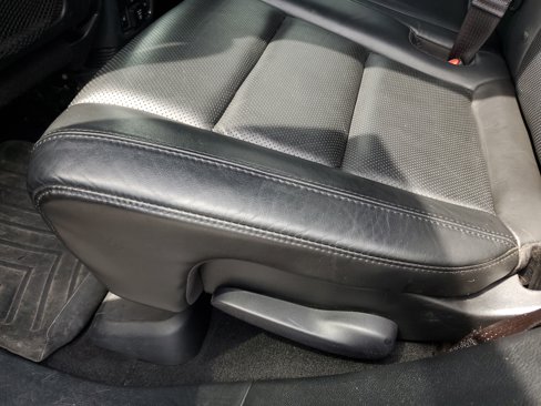 Used 2020 Jeep Grand Cherokee Limited w/ Luxury Group II image 11