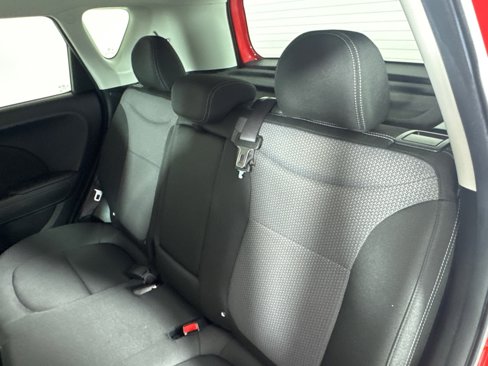 Used 2018 Kia Soul + image 19