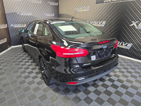 Used 2016 Ford Focus SE w/ Equipment Group 201A image 10
