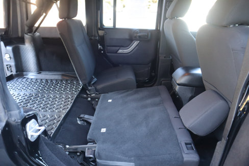 Used 2015 Jeep Wrangler Unlimited Sport w/ Quick Order Package 24S image 40