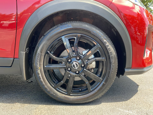 Used 2023 Nissan Kicks SR image 10