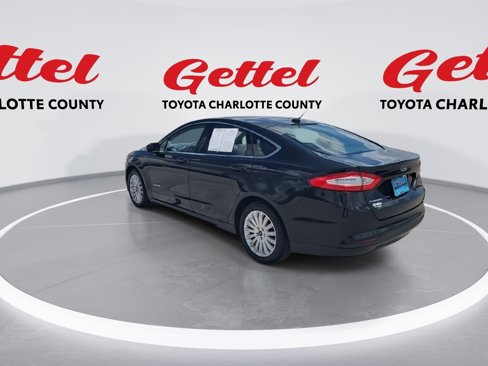 Used 2014 Ford Fusion SE w/ Equipment Group 502A image 6