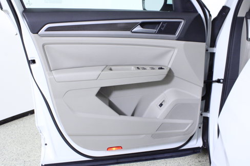 Used 2019 Volkswagen Atlas SEL R-Line image 22